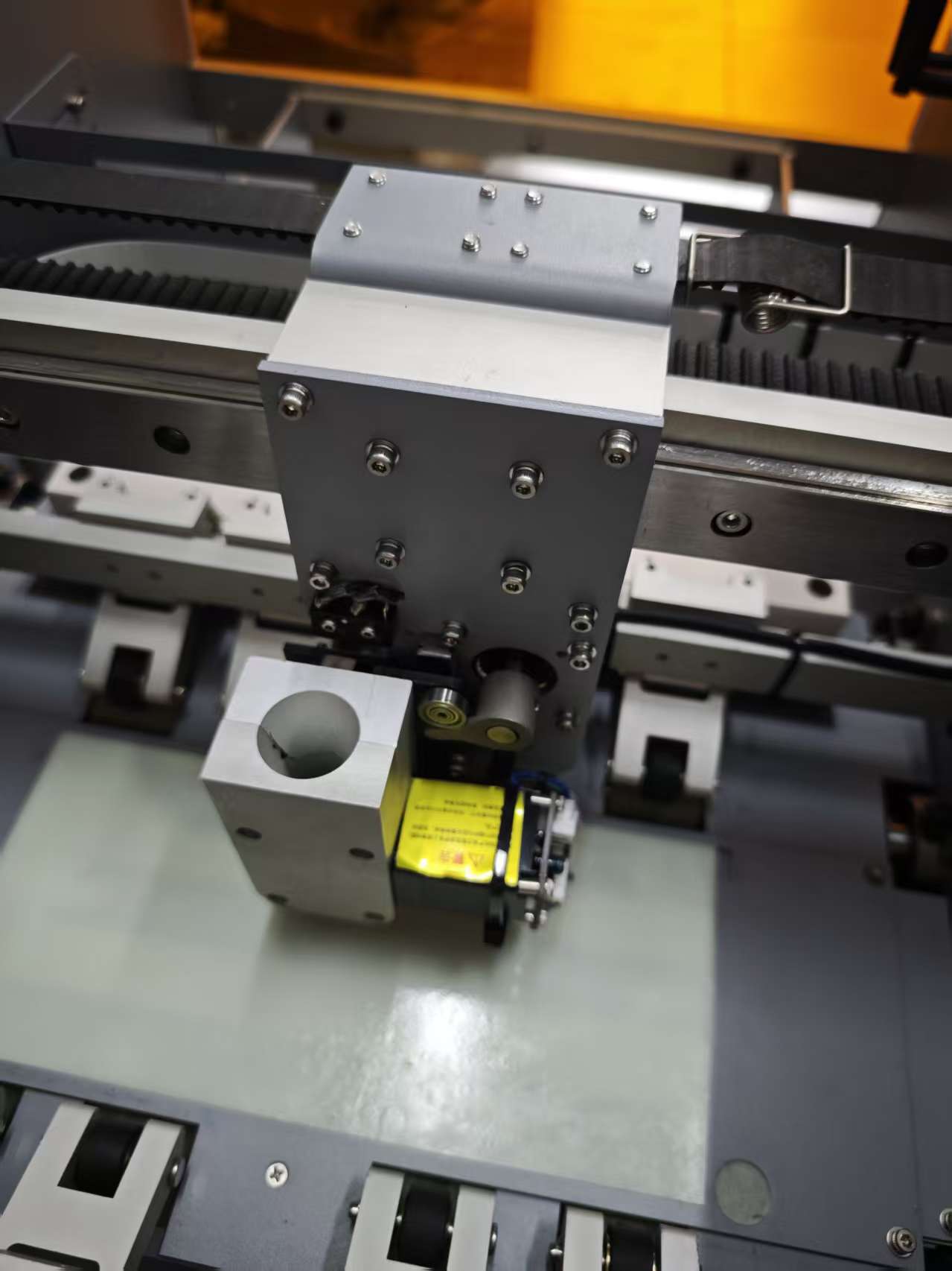 iAuto Premium Automatische Handschriftmaschine – 2.400 Briefe Kapazität & Signatur System